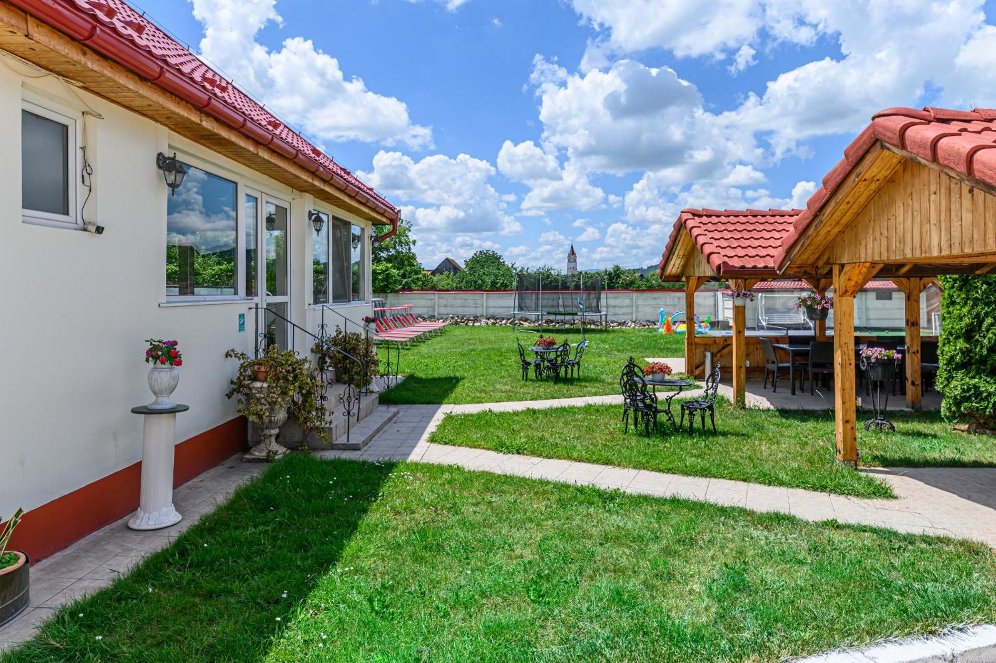 Pensiunea Roma Antica Hărman Buitenkant foto