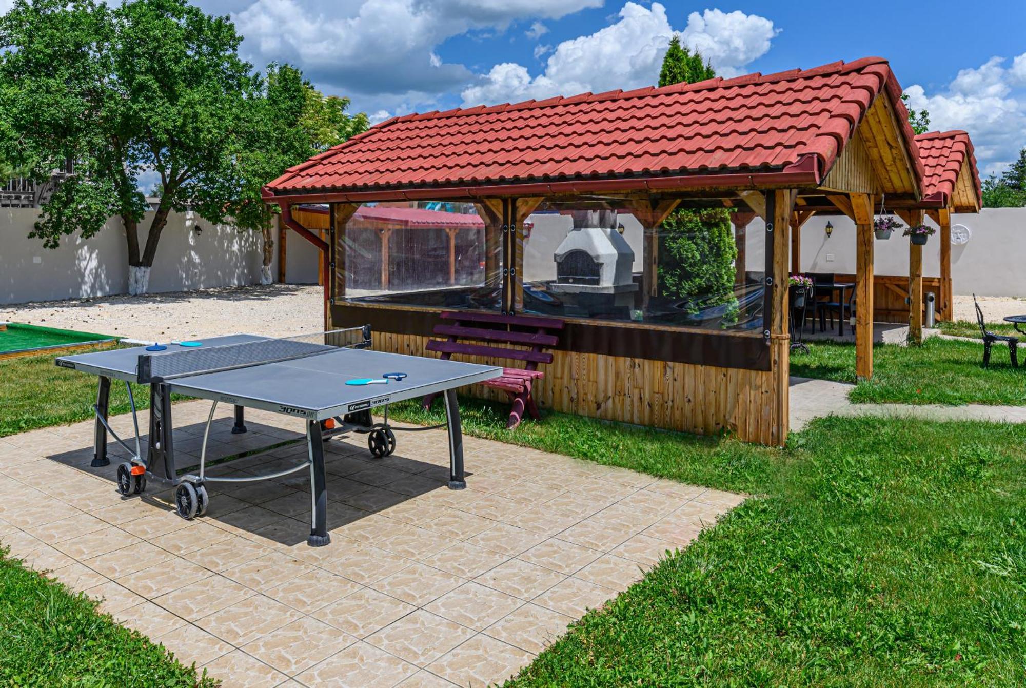 Pensiunea Roma Antica Hărman Buitenkant foto
