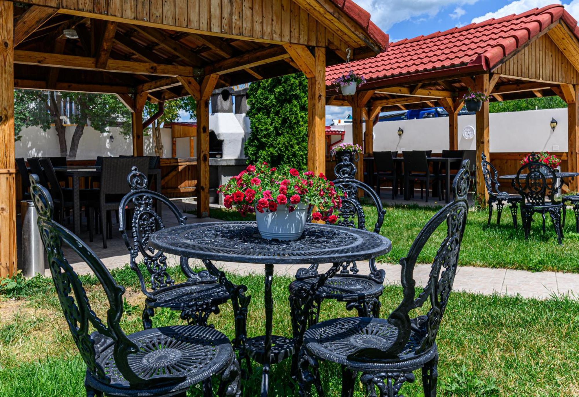 Pensiunea Roma Antica Hărman Buitenkant foto