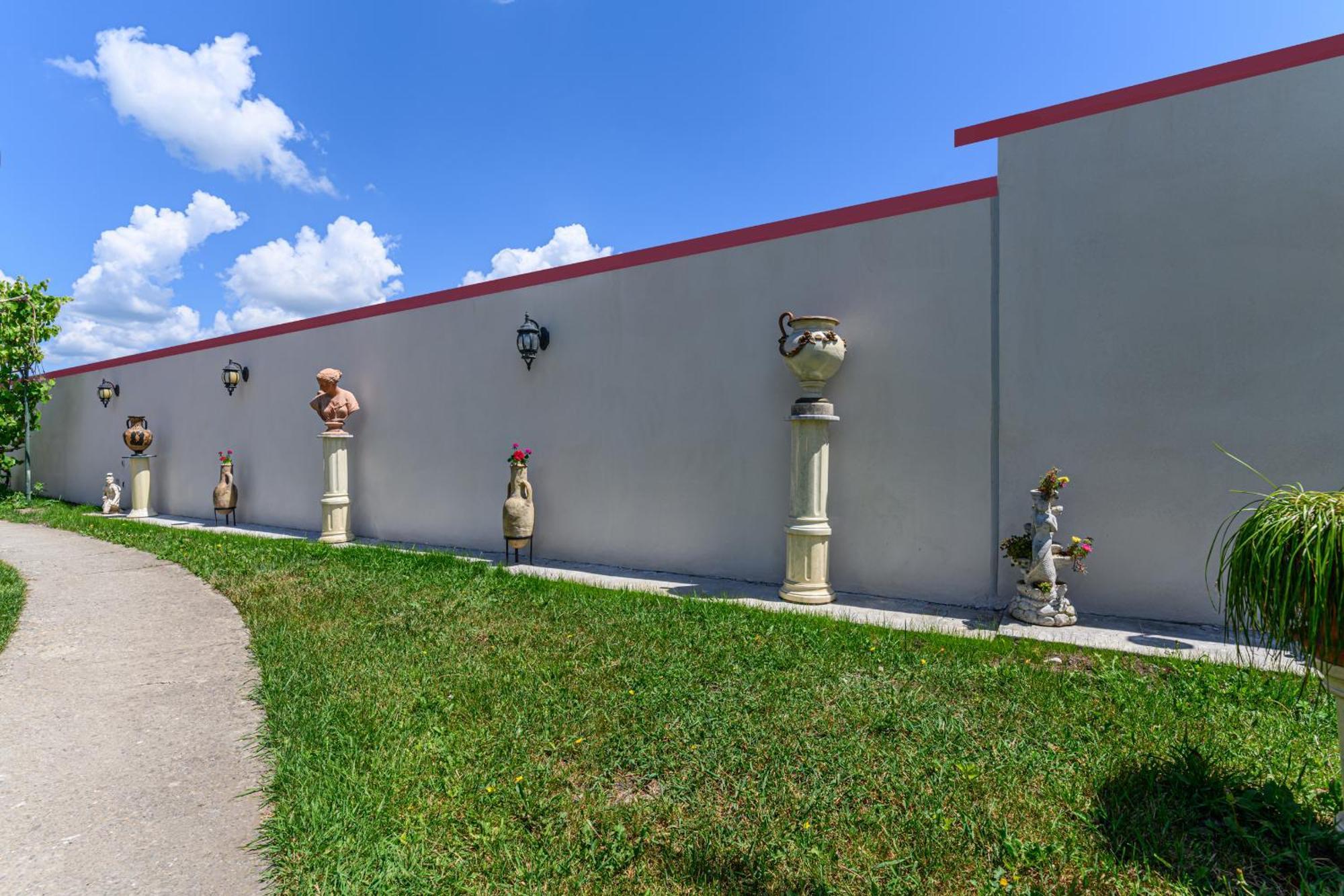 Pensiunea Roma Antica Hărman Buitenkant foto